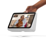 Facebook Portal Go - Portable Smart WiFi Video Calling 10 inch Touch Screen with Battery